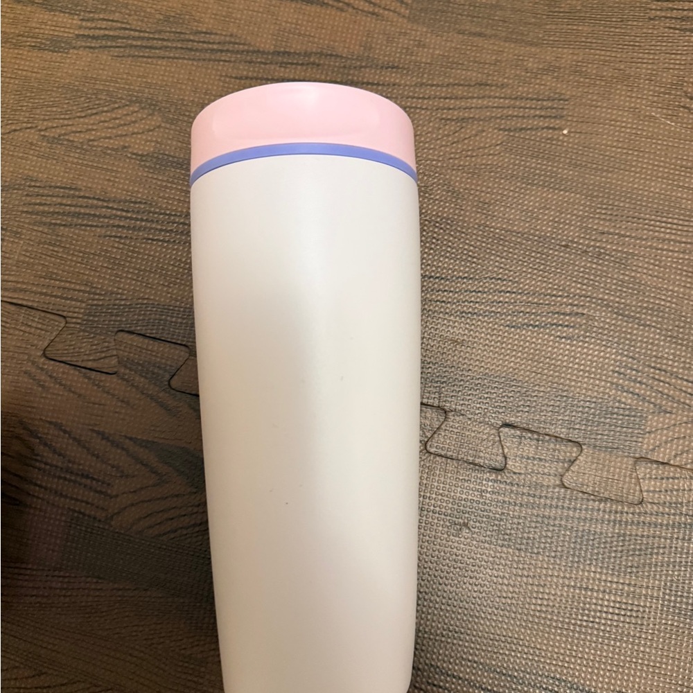 Owala Smoothsip 20oz NWOT